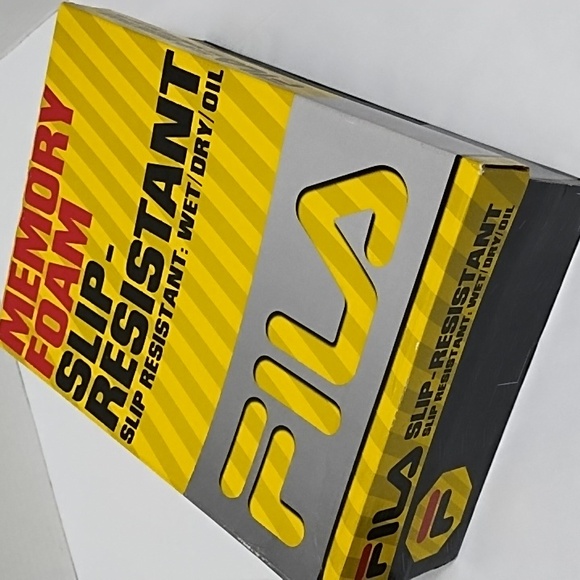 Fila Memory Workshift Ultra Slip Resistant Black Sneakers - Picture 15 of 16